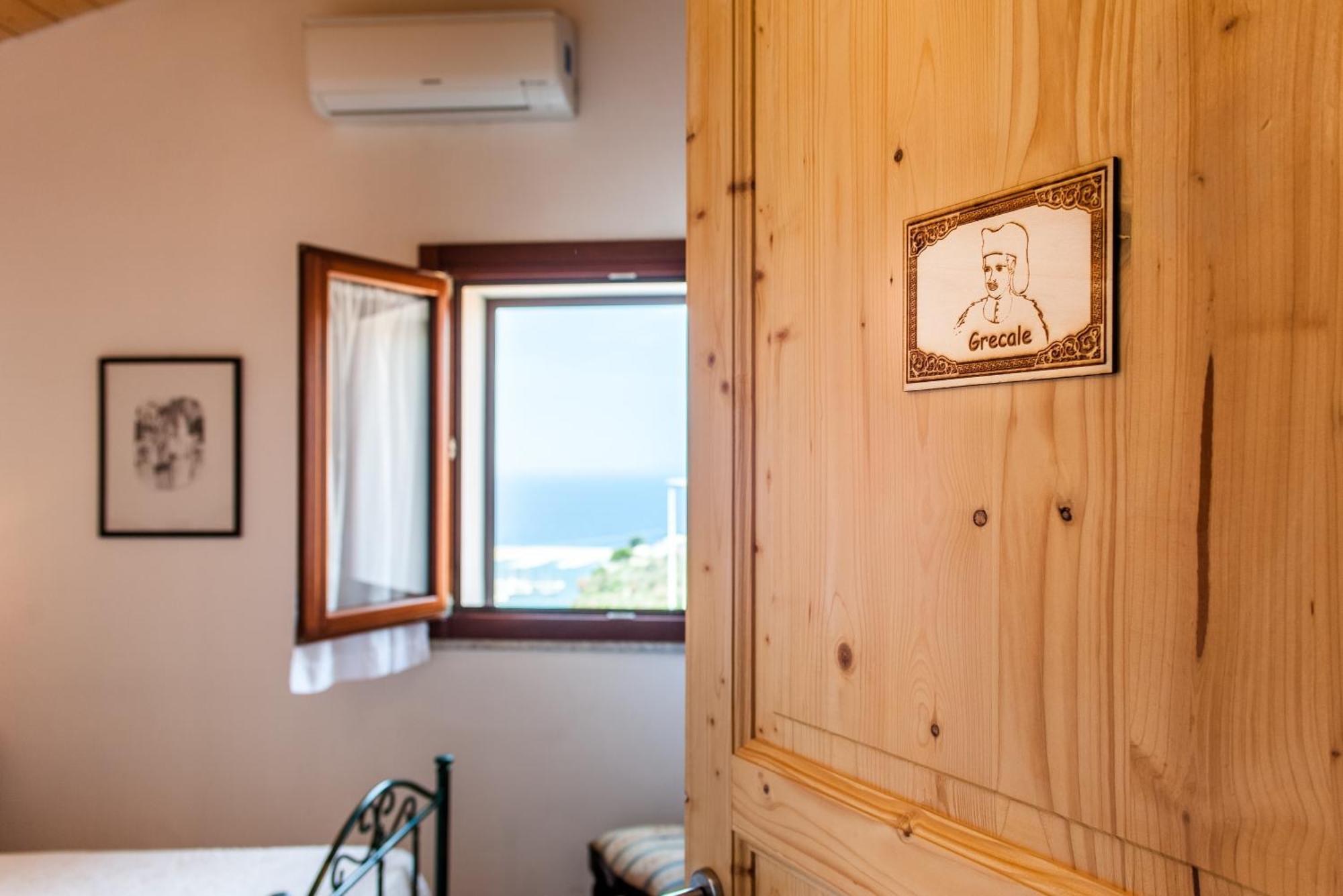 La Casa Di Mannazzotta 2 Bed & Breakfast กัสเตลซาร์โด ภายนอก รูปภาพ